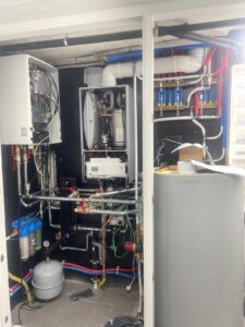 2150d115 20ef 44aa 8618 35a621245aed