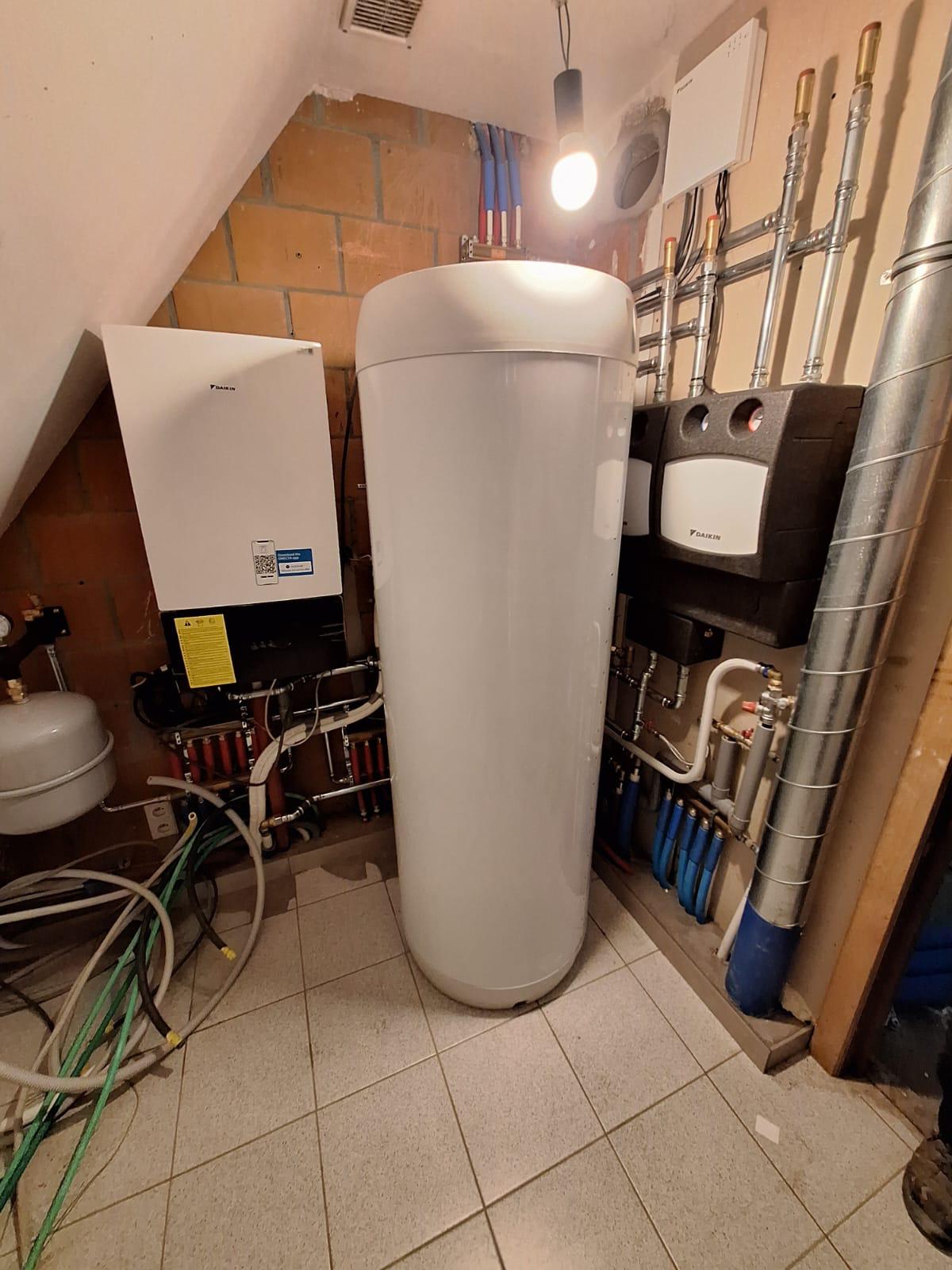 24300ffb 7846 419f b60b 30c124182d46