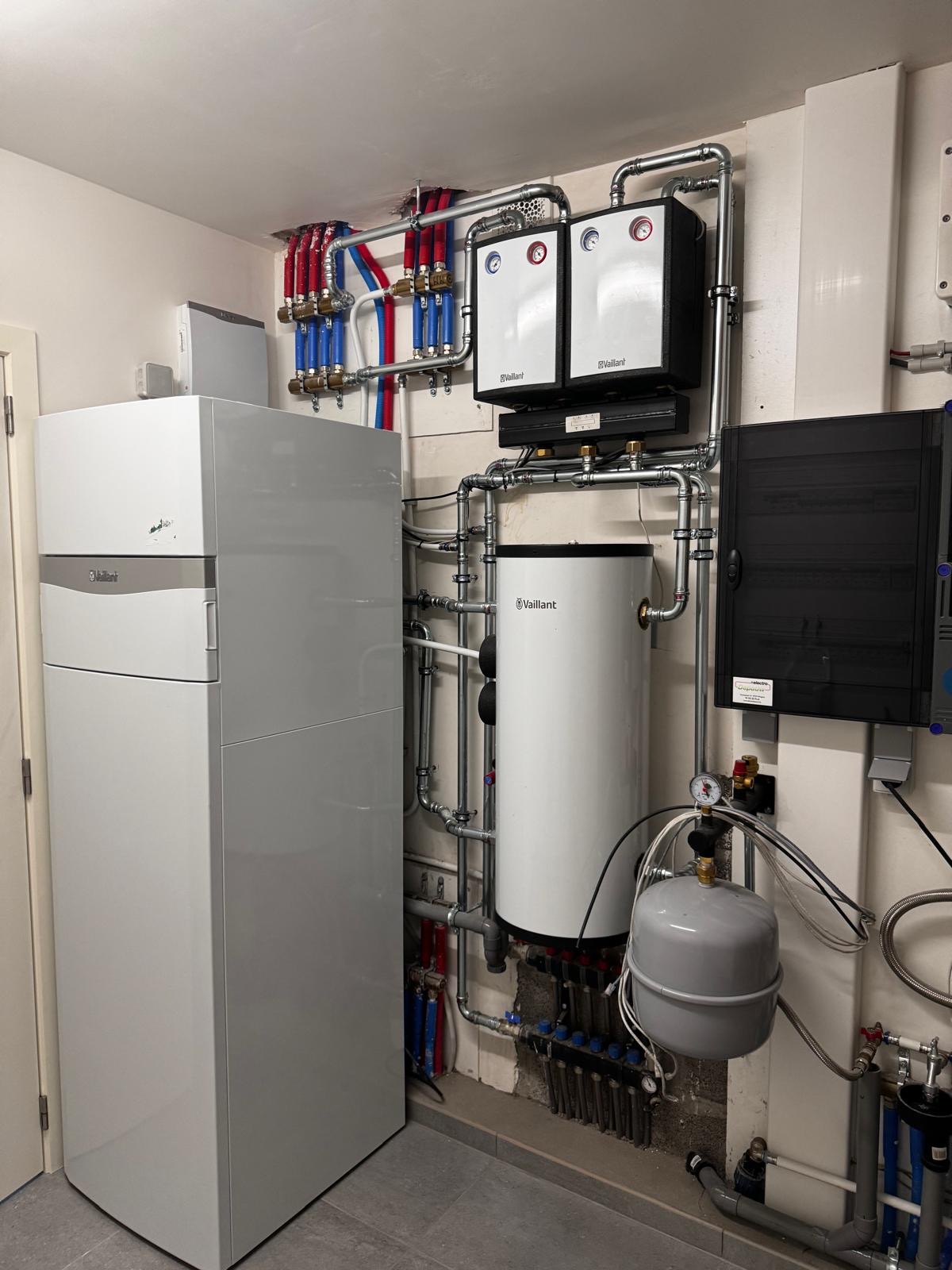 67656476 8efb 4b13 aa53 fcfdf472d628