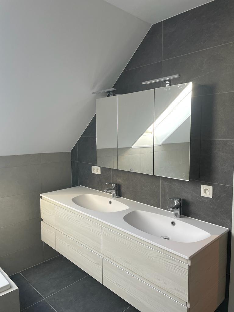 85ddc415 1d56 4367 9b81 d36f2141a5d5