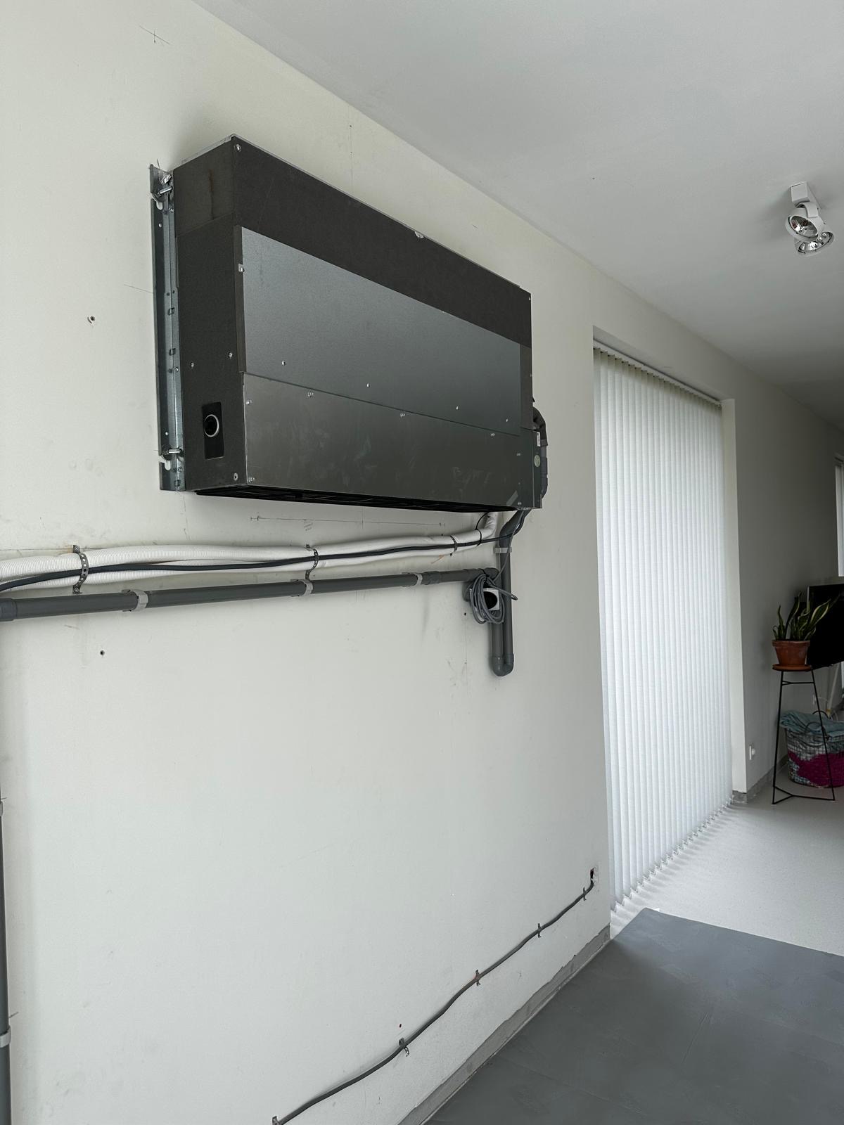 b876369a 2a1c 451e b8b8 9ec9b89bc49f